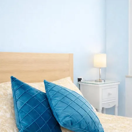 Casa de hóspedes Da Ary Colorful 3*