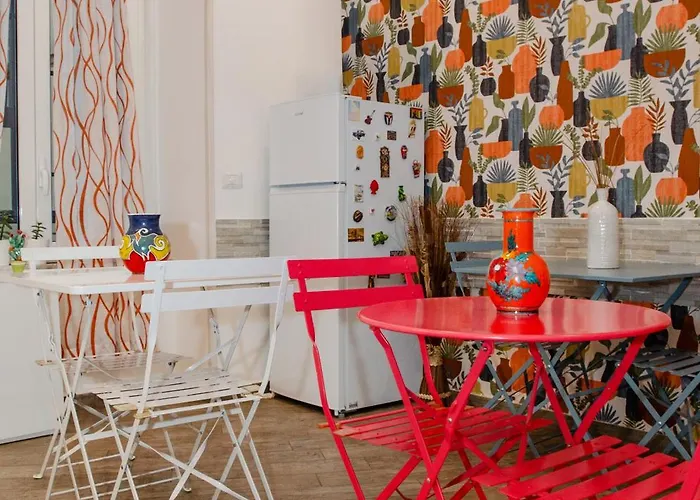 Pensionat Da Ary Colorful